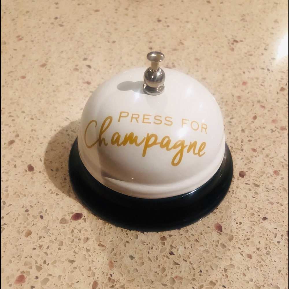 Meet your Posher, Robyn